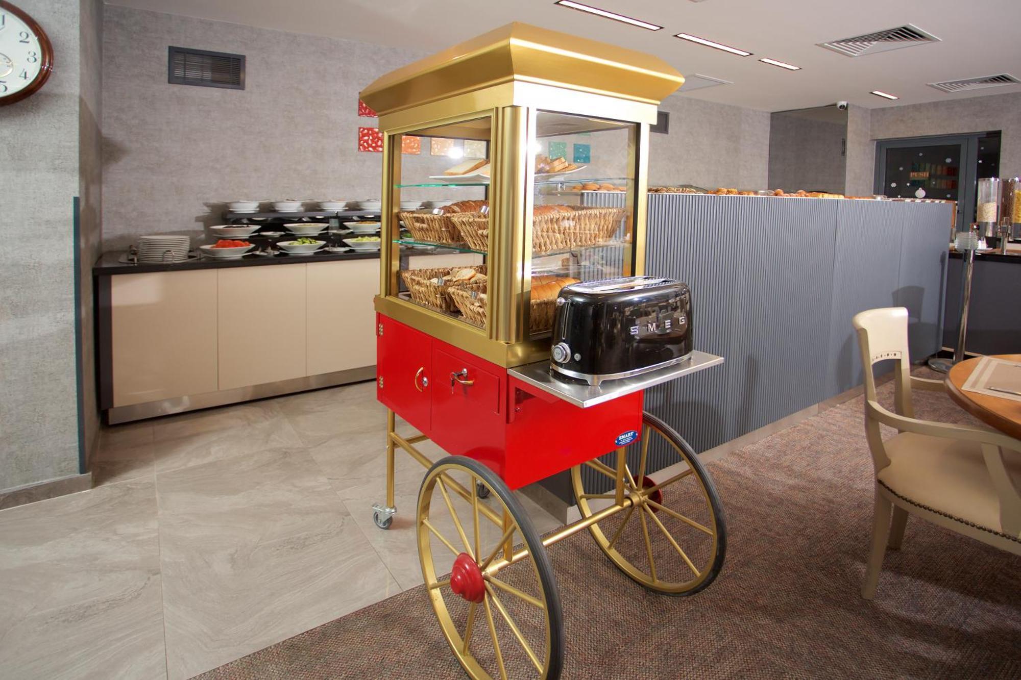 Hotel Bulvar Palas Istanbul Ngoại thất bức ảnh