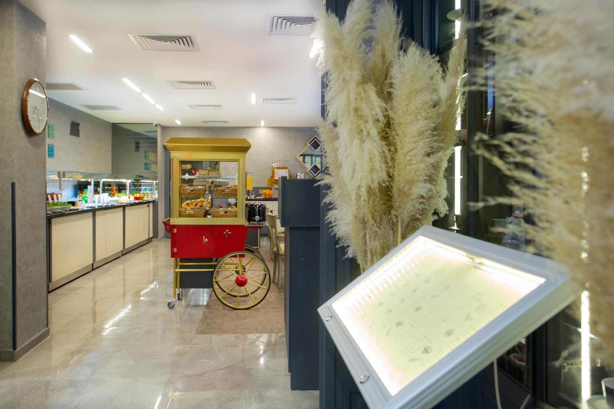 Hotel Bulvar Palas Istanbul Ngoại thất bức ảnh